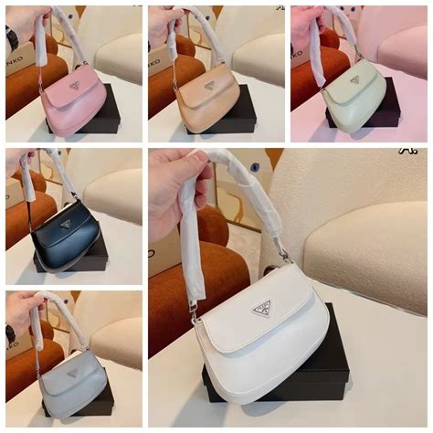 prada bolsa de ombro|Bolsas Hobo E De Ombro Femininas .